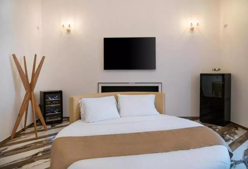 Aamiaismajoitus (B&B) Sant Antonino Luxury Suite