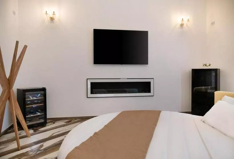 Aamiaismajoitus (B&B) Sant Antonino Luxury Suite