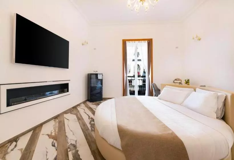 Aamiaismajoitus (B&B) Sant Antonino Luxury Suite