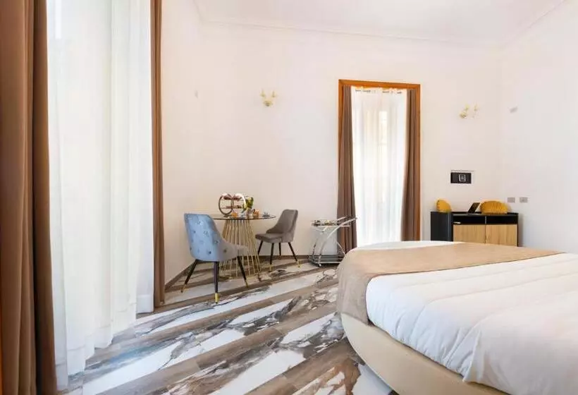 Aamiaismajoitus (B&B) Sant Antonino Luxury Suite