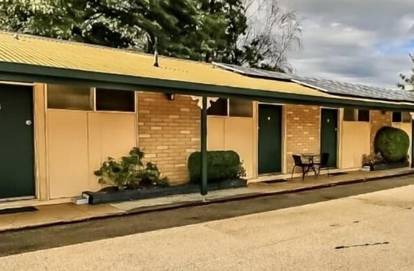 בית מלון כפרי Orbost Country Man Motor Inn