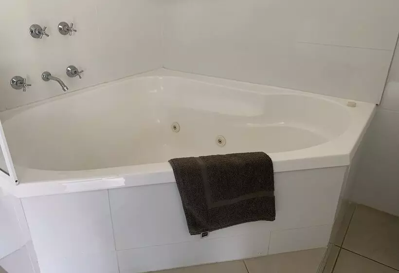 Hotelli Orbost Country Man Motor Inn