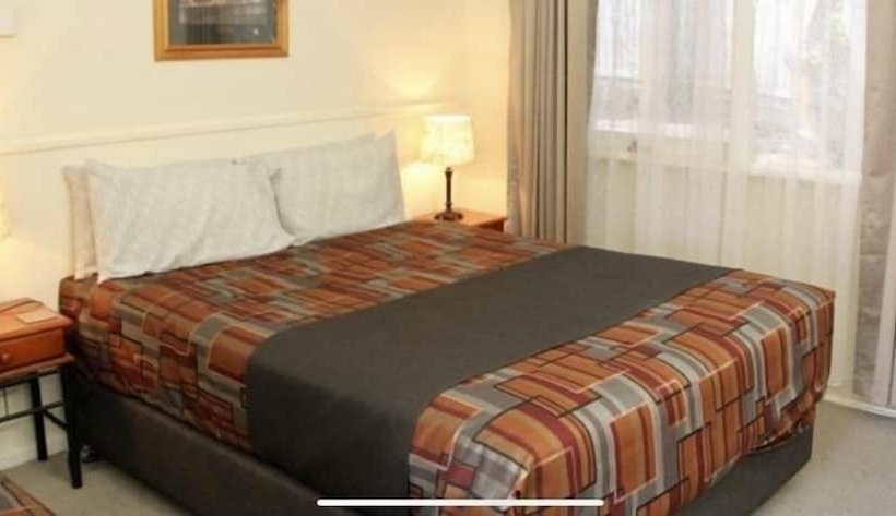 בית מלון כפרי Orbost Country Man Motor Inn