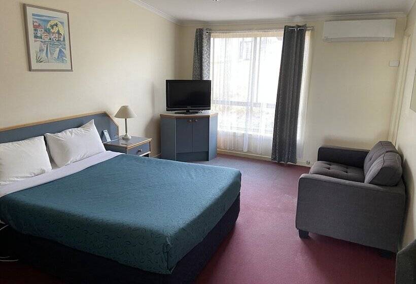 בית מלון כפרי Orbost Country Man Motor Inn