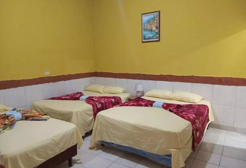 هتل Piedras Bonitas