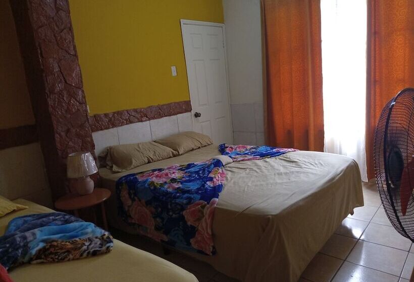 هتل Piedras Bonitas