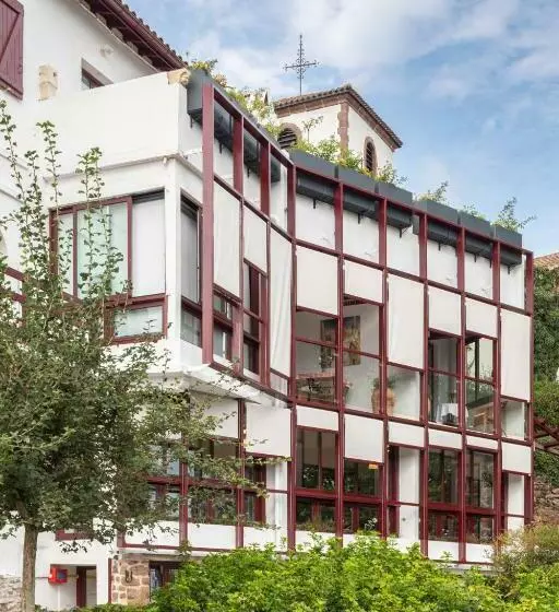 Hotelli Auberge Hiribarren