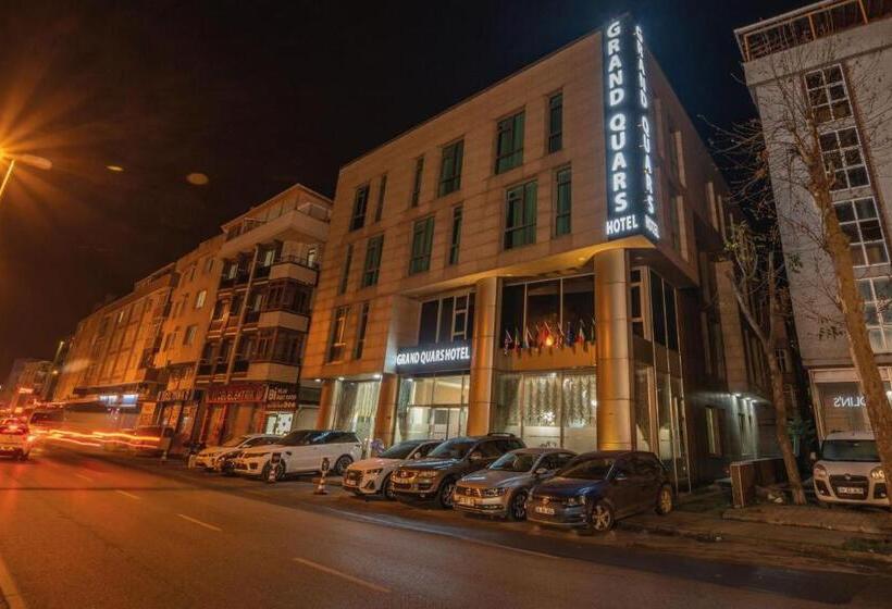 هتل Grand Quars