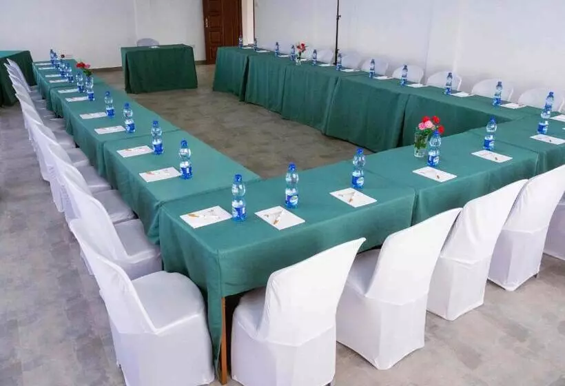 هتل Kisimani Eco Resort & Spa Ltd