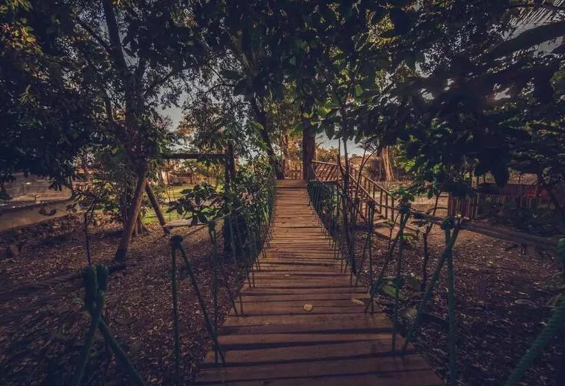 هتل Kisimani Eco Resort & Spa Ltd