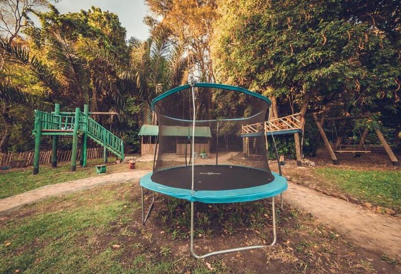 هتل Kisimani Eco Resort & Spa Ltd