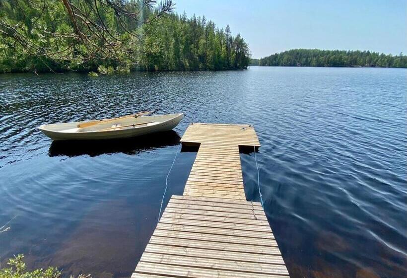 هتل Villa Rapakivi