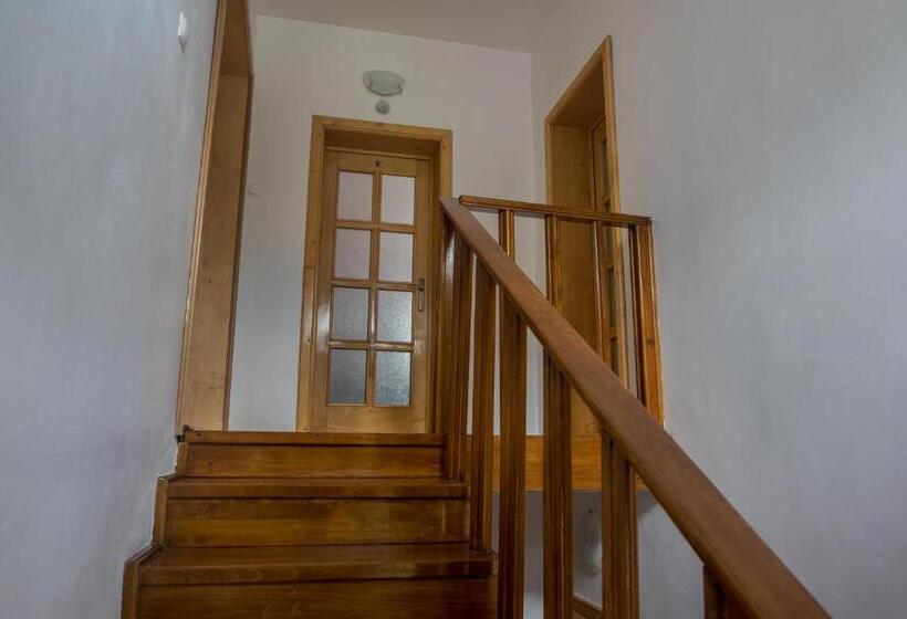 پانسیون Casa Flavius