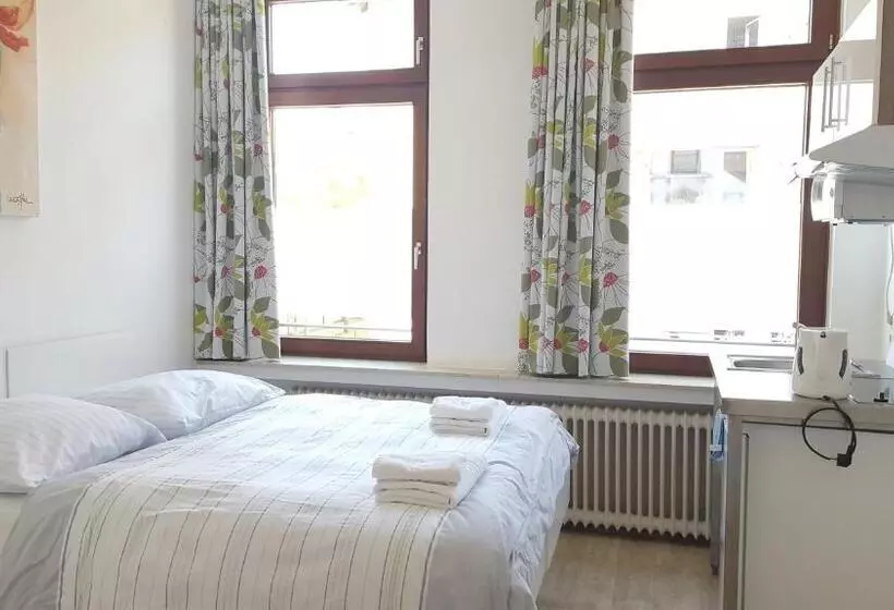 هاستل Aparthotel B & L