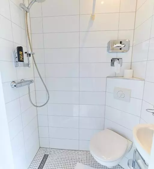 هاستل Aparthotel B & L