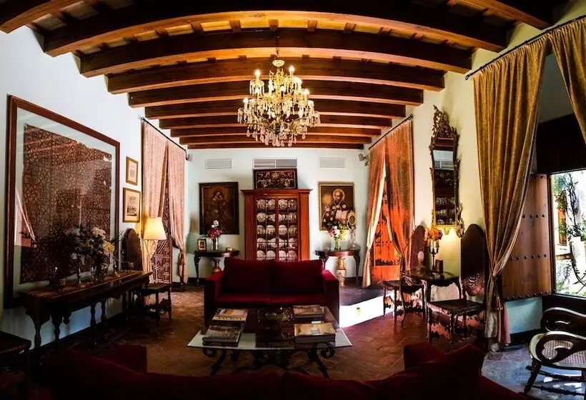 Granados Palacio Hotel Boutique