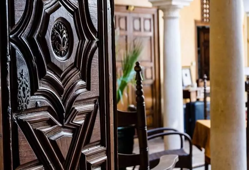 Granados Palacio Hotel Boutique