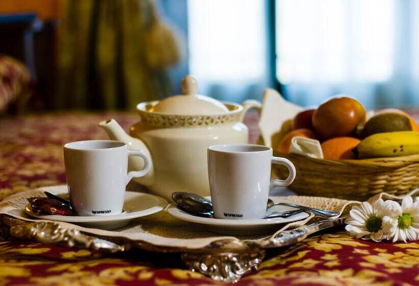 Granados Palacio Hotel Boutique