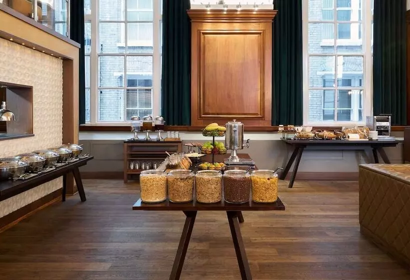 ホテル Aloft Liverpool