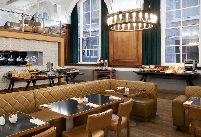 ホテル Aloft Liverpool