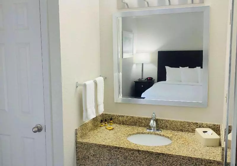 Hotelli Best Western Plus Lafayette Vermilion River Inn & Suites