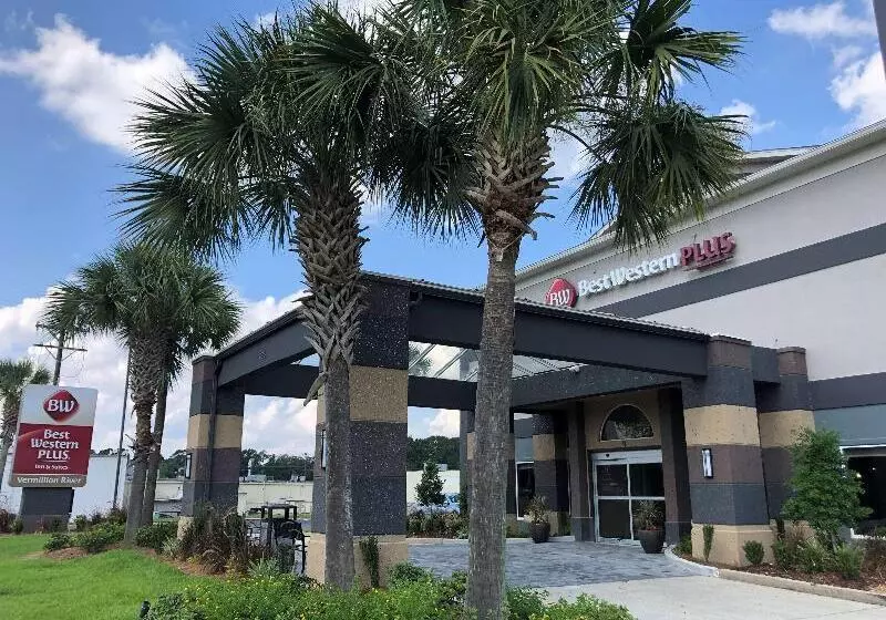 Hotelli Best Western Plus Lafayette Vermilion River Inn & Suites