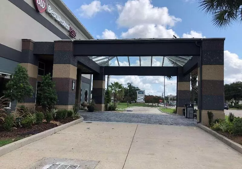 Hotelli Best Western Plus Lafayette Vermilion River Inn & Suites