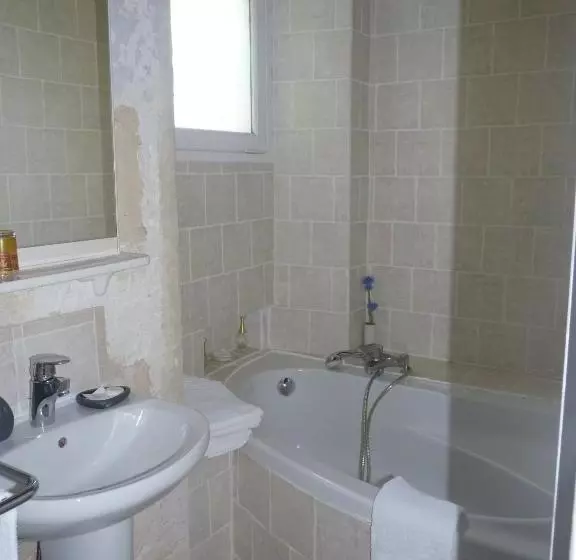 هتل Domaine Du Champ Fleuri