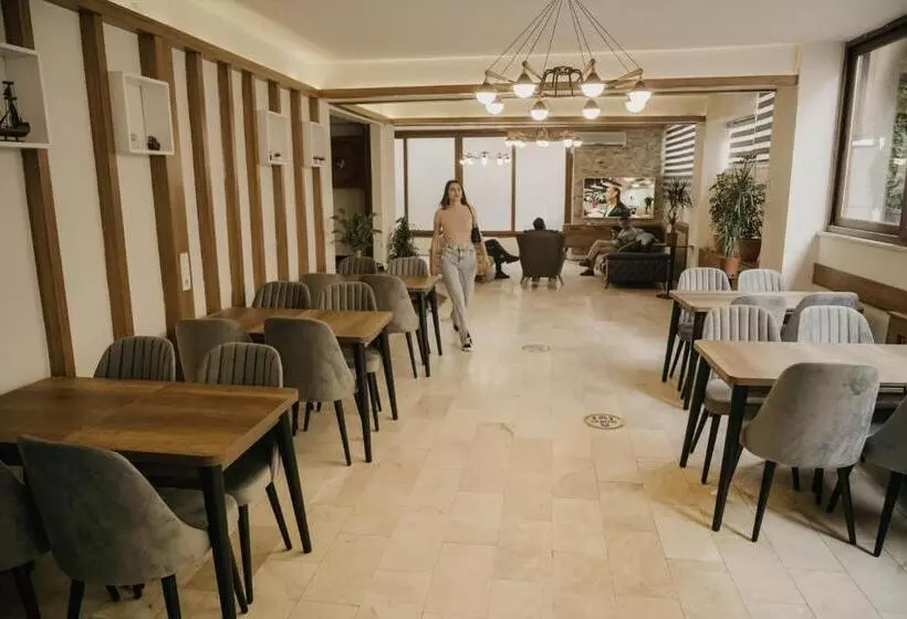 هتل Cihangir By Aydin Suite