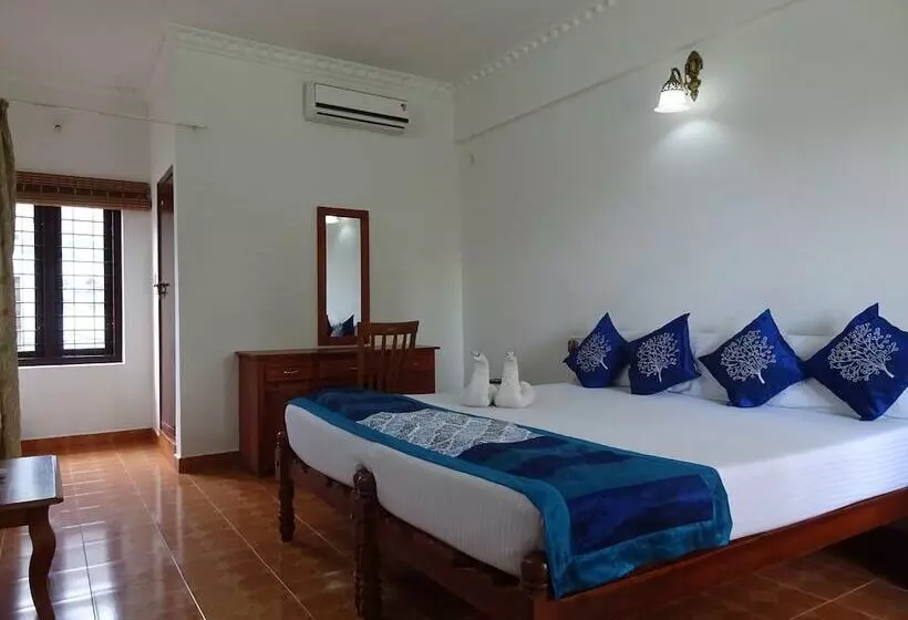 בית מלון כפרי Cosy Regency