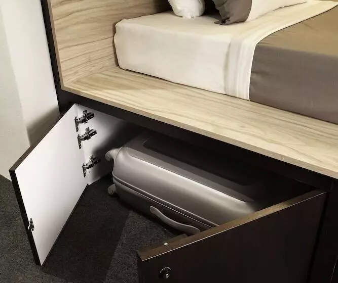 هتل کپسول The Pod At Beach Road Boutique Capsule