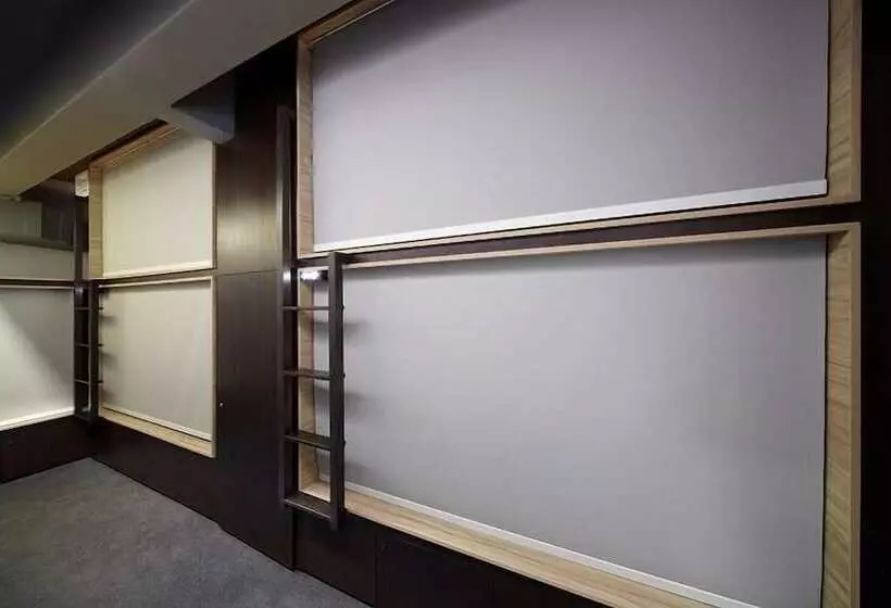 هتل کپسول The Pod At Beach Road Boutique Capsule