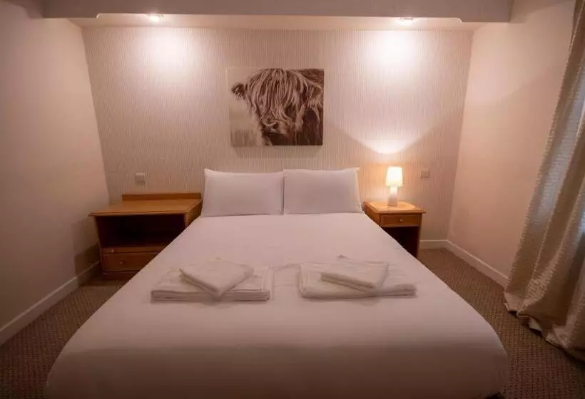 בית מלון כפרי Douglas Arms