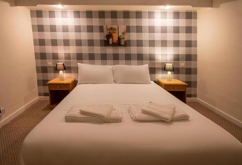 فندق Douglas Arms