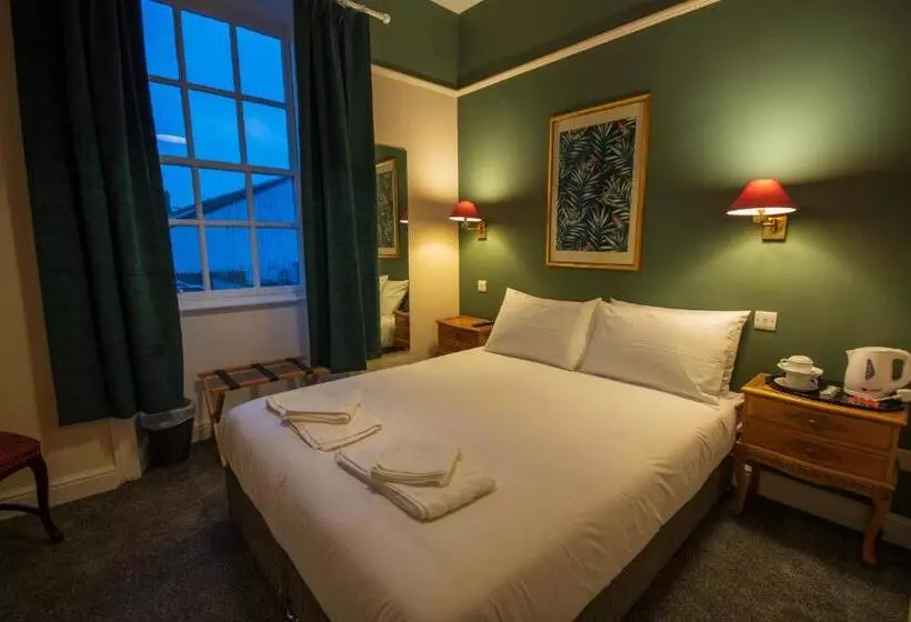 בית מלון כפרי Douglas Arms