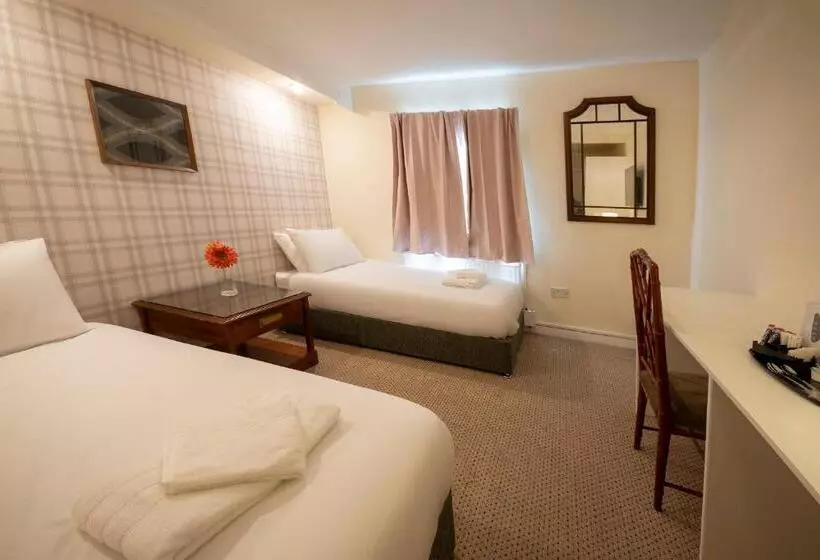 בית מלון כפרי Douglas Arms