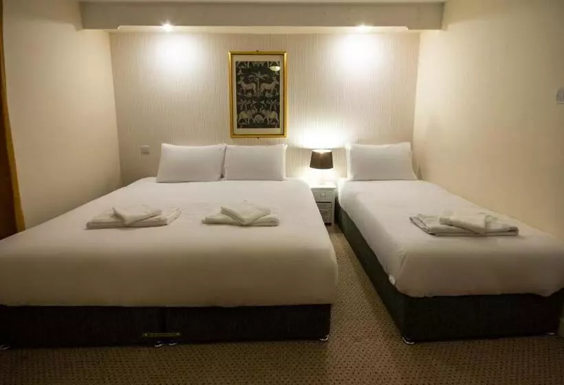 בית מלון כפרי Douglas Arms