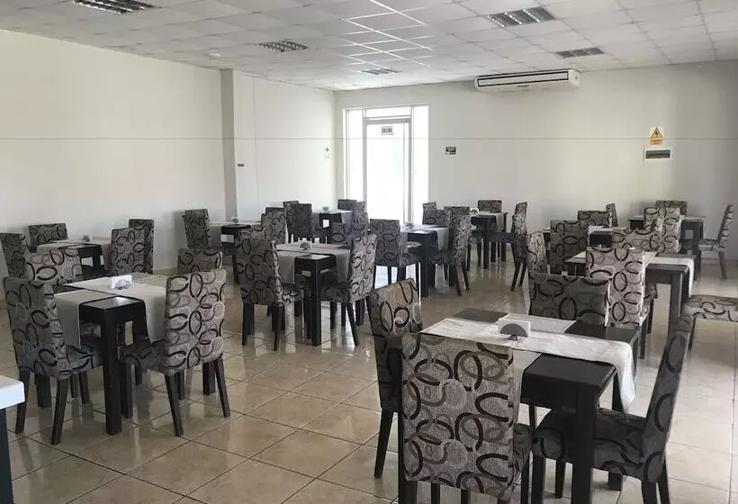 هتل El Angolo Talara