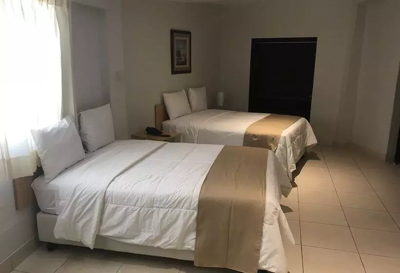 هتل El Angolo Talara