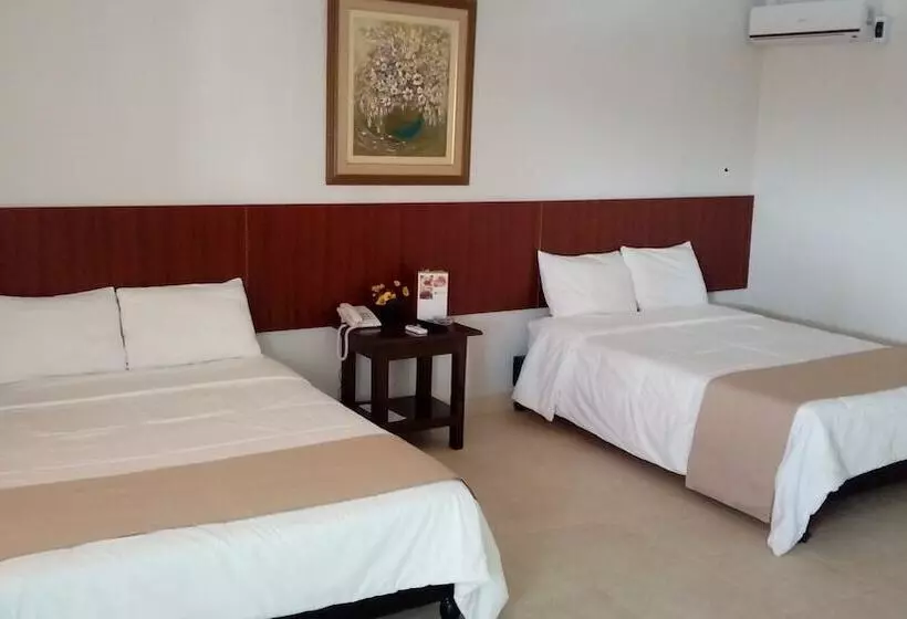 هتل El Angolo Talara