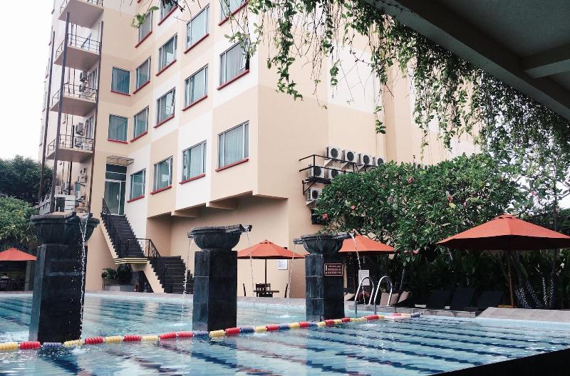 فندق Grand Zuri Dumai