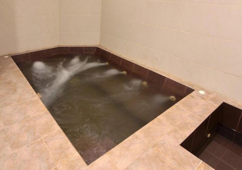 فندق Grand Zuri Dumai