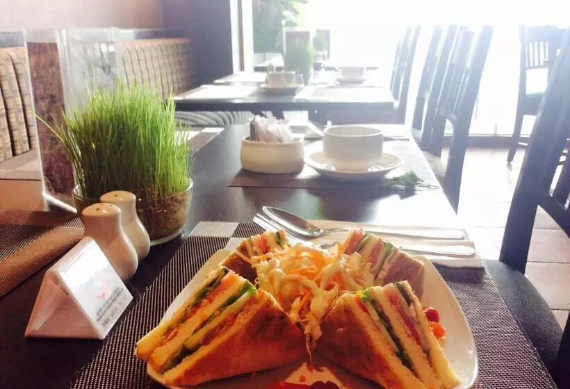 هتل Grand Zuri Dumai