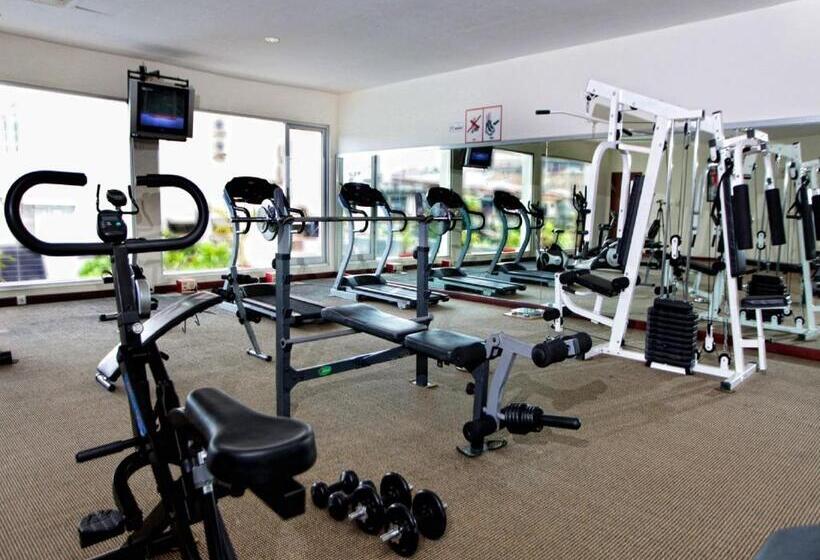 فندق Grand Zuri Dumai