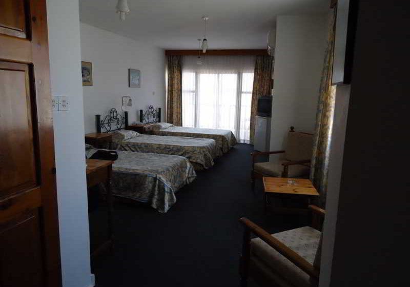 Отель Harbour Scene