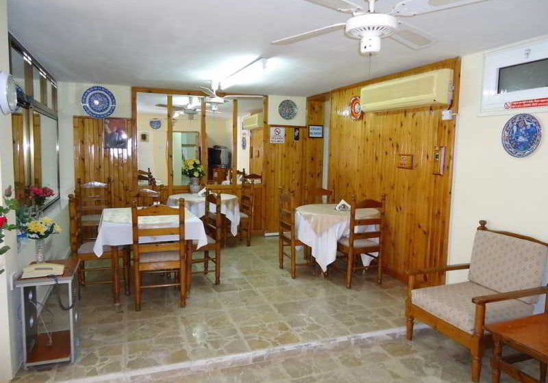 Отель Harbour Scene