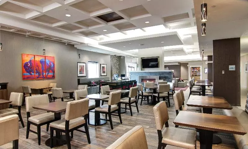 هتل Holiday Inn Express Fargo Sw   I 94 Medical Center By Ihg