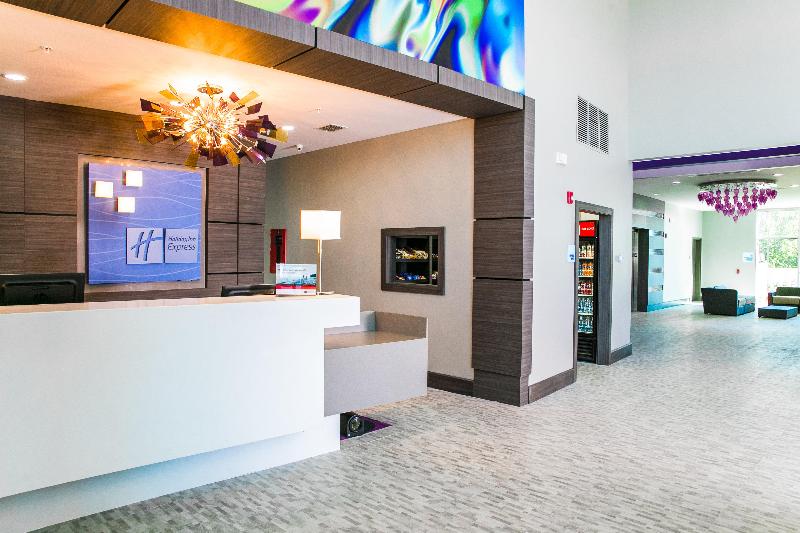 בית מלון כפרי Holiday Inn Express & Suites Garland E   Lake Hubbard I30, An Ihg