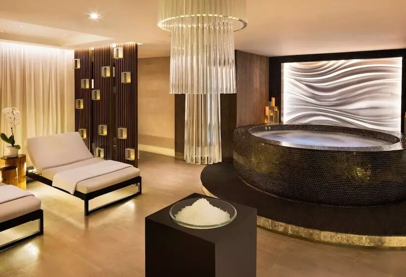 Sheraton Grand Hotel, Dubai