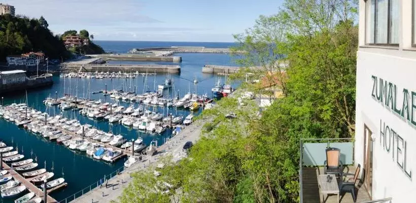 בית מלון כפרי Zumalabe